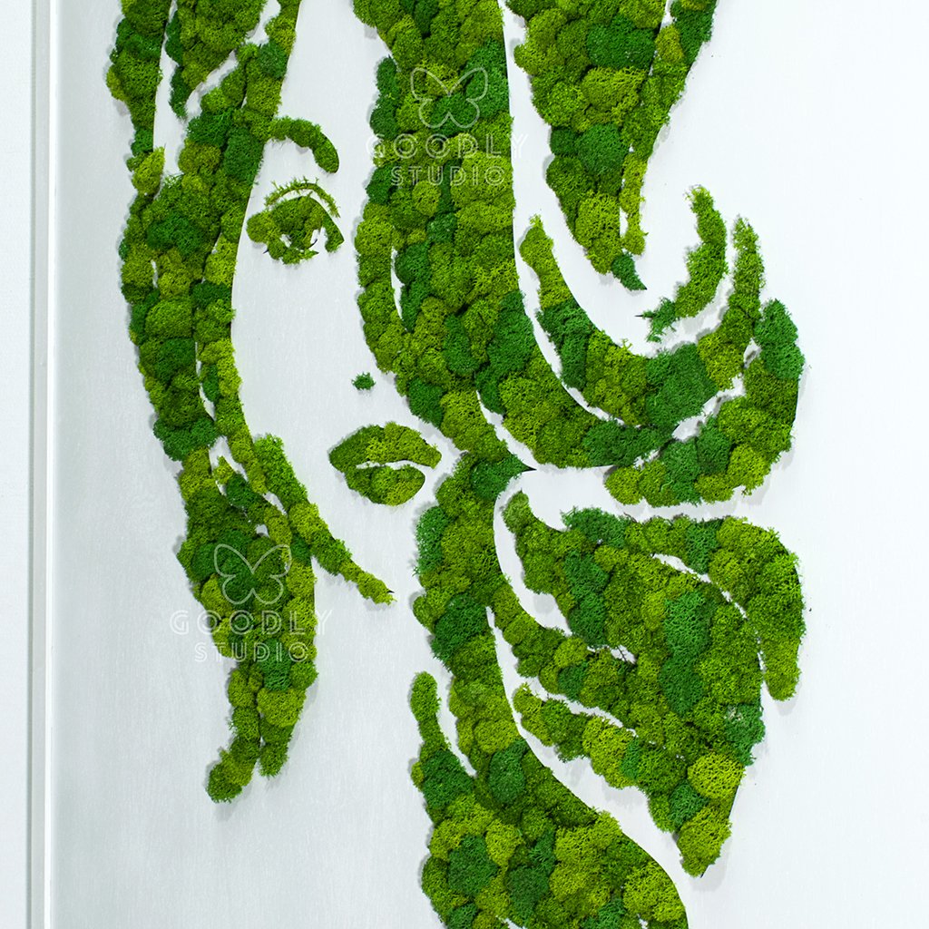 Эко декор из мха Moss art - девушка